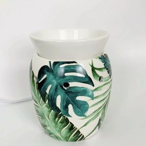 SCENTSY Full Size Warmer RAINFOREST FERN Tropical Jungle Pattern